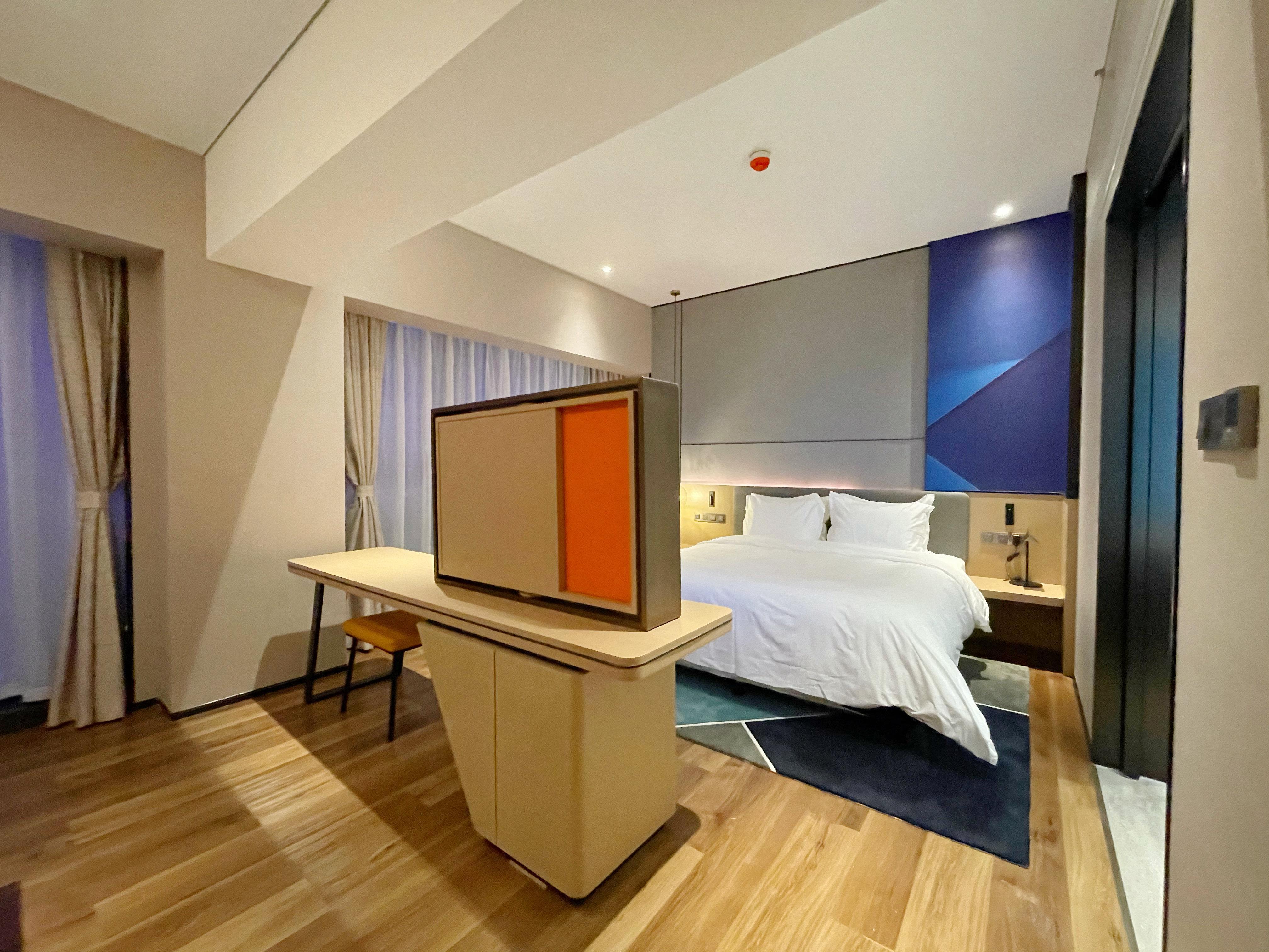 Holiday Inn Express Shenzhen Longhua By Ihg Exterior foto